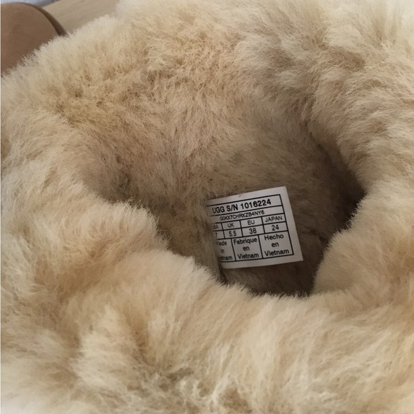 Women UGG Classic Tall II Boot 1016224 Color Chestnut Suede Upper size 7 - Picture 8 of 10